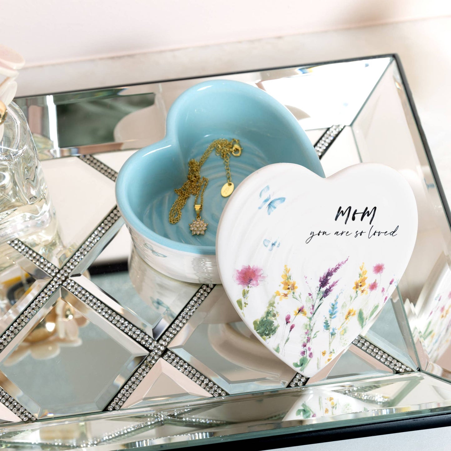 Mom - 3.75" Keepsake Box